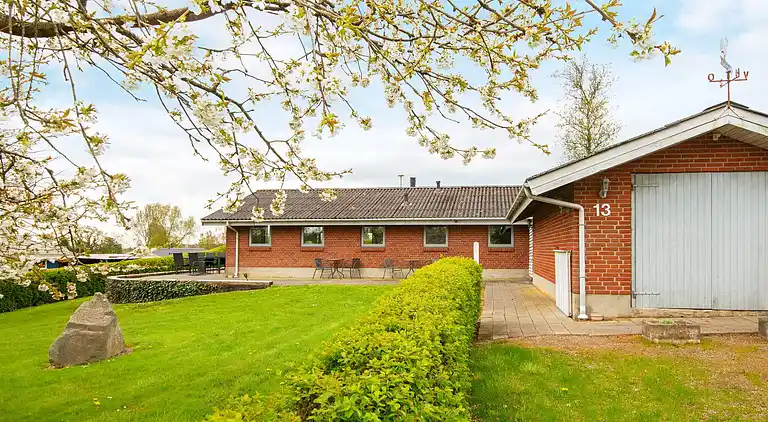 Semesterbostad vid Hejlsminde Strand