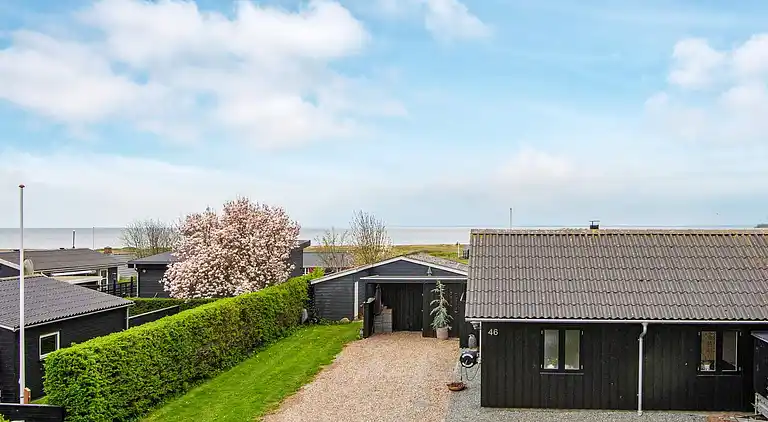 Sommerhus ved Flovt Strand