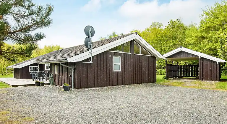 Holiday home in Fjellerup Strand