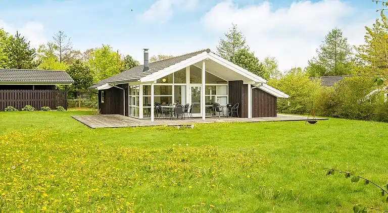 Holiday home in Fjellerup Strand