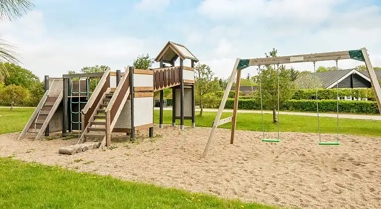 Holiday home in Fjellerup Strand