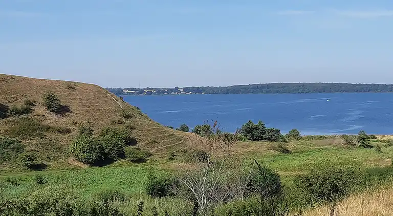 Scenic summer house near quiet lapping waves
