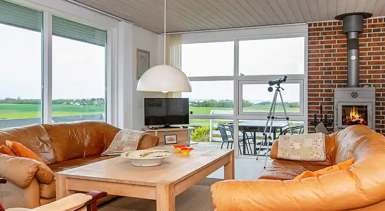 Sommerhus ved Øer Strand