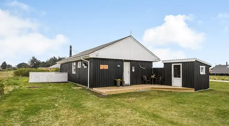 Sommerhus ved Vrist Strand