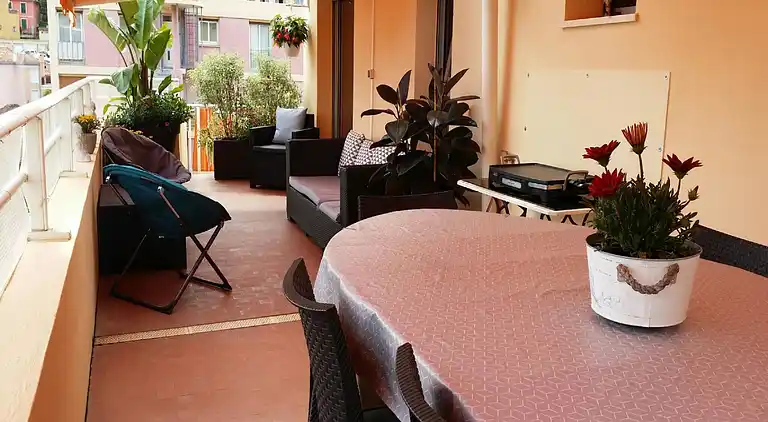 Apartment in Menton