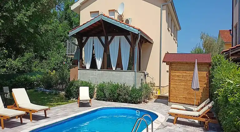 Apartment in Dobrinj