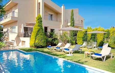 Casa  en la playa Villa Alba con piscina privada