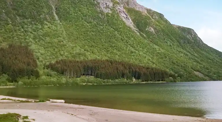 Holiday home in Åmnes