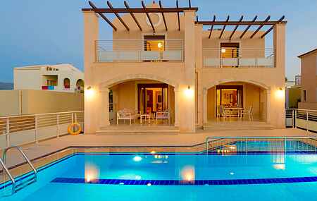  Villa Avra en bord de mer avec piscine privée