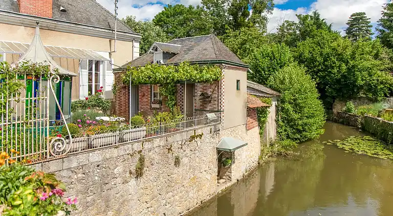 Holiday home in Adon