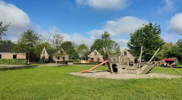 Semesterbostad i Bant