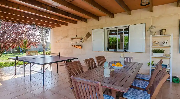 Manor house in Urbanització Can Sionet