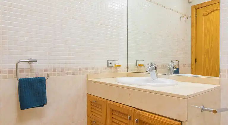 Manor house in Urbanització Can Sionet