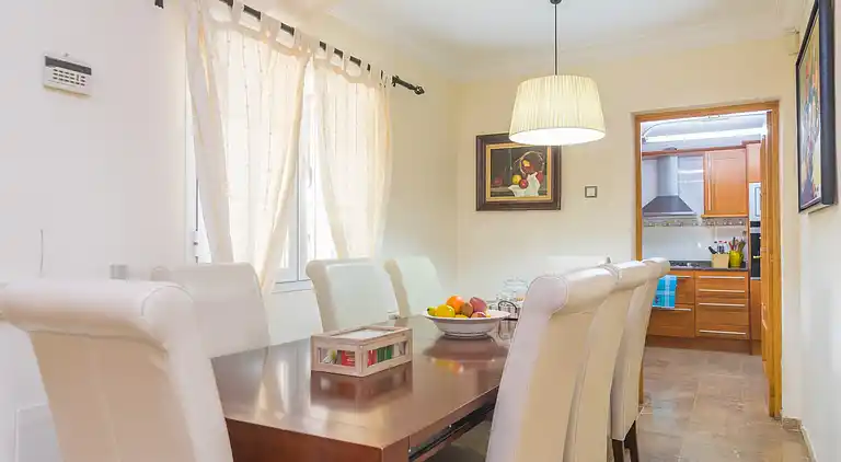 Manor house in Urbanització Can Sionet