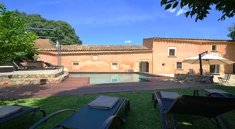 Manor house in Ullaró