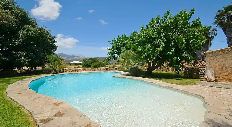 Semesterbostad i Búger