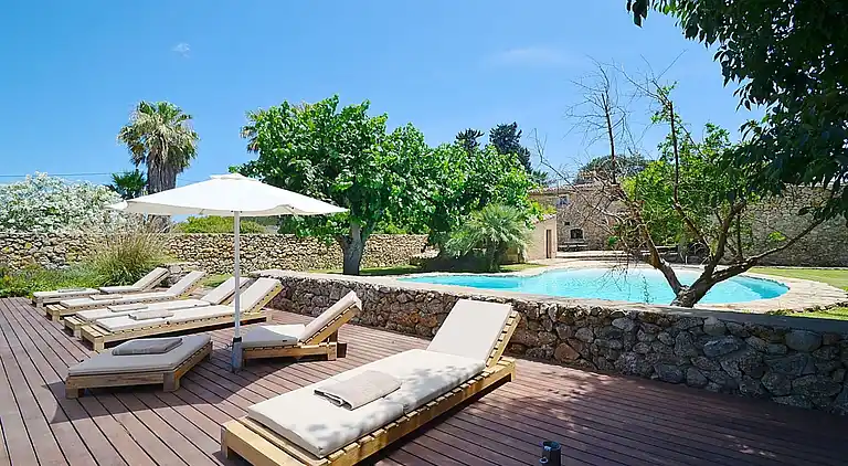 Semesterbostad i Búger