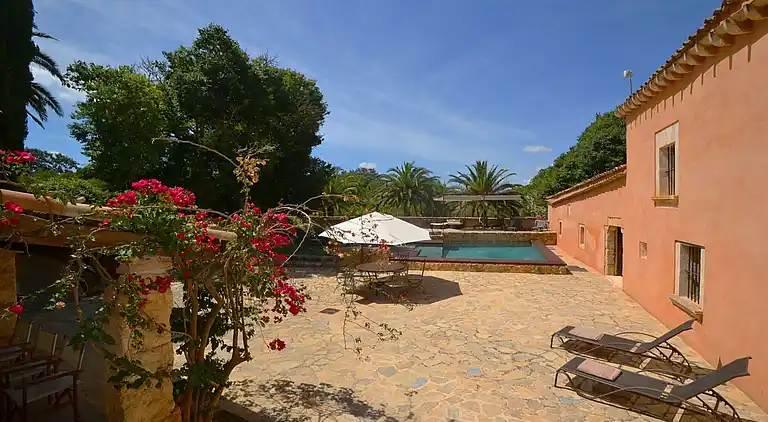 Manor house in Ullaró