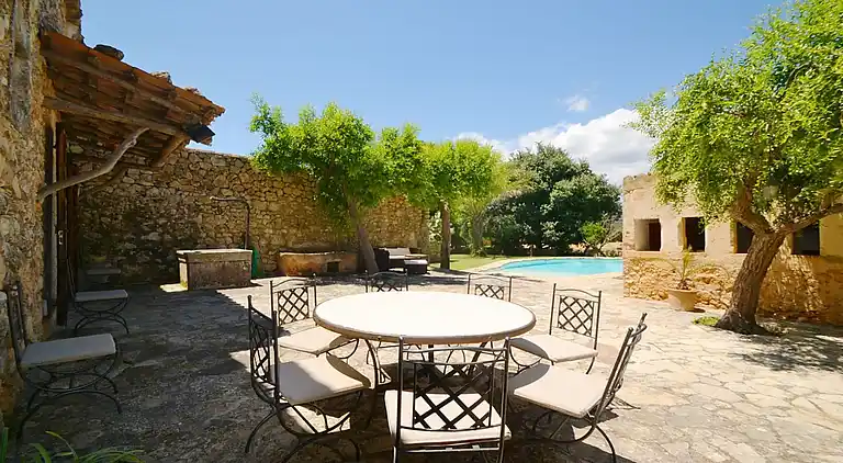 Semesterbostad i Búger