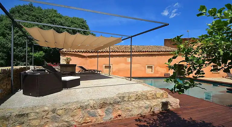 Manor house in Ullaró