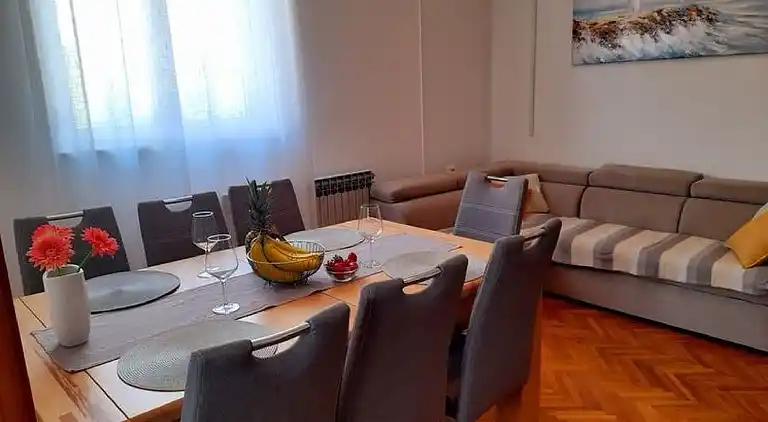 Ferielejlighed i Posedarje