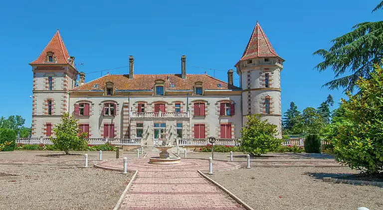 Holiday home in Valence