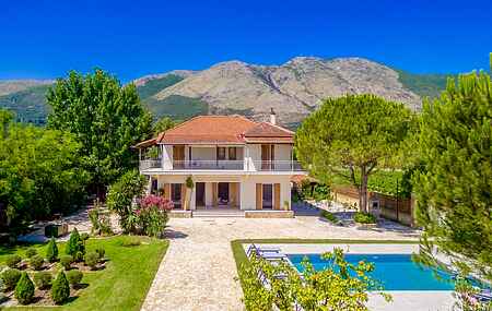Villa Agricola with private swimming pool