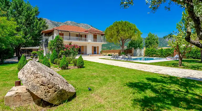 Villa Agricola with private swimming pool