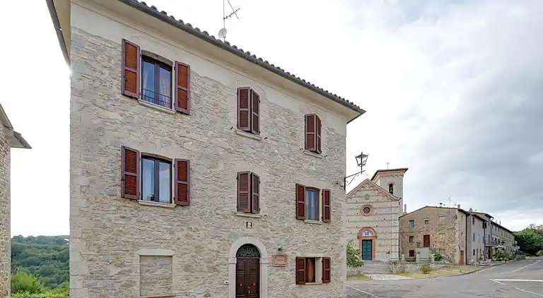 Manor house in Sugano