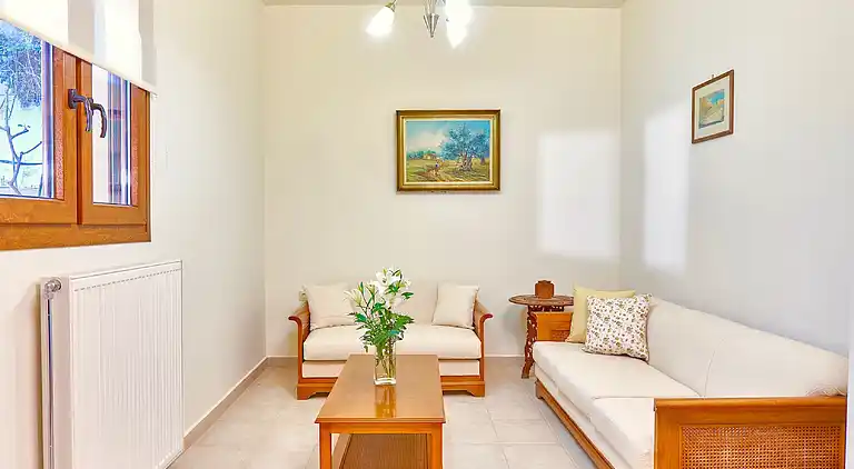 Villa Karteros with private swimming pool