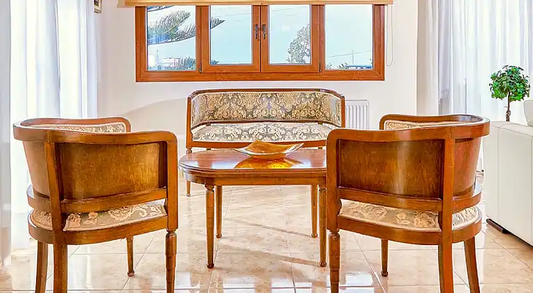 Villa Karteros with private swimming pool