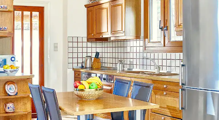 Villa Karteros with private swimming pool