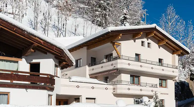 Manor house in Kappl