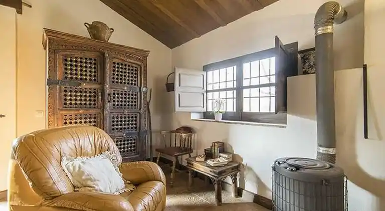 Holiday home in Escóznar