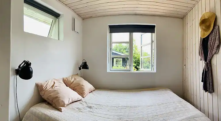 Charmerende sommerhus tæt på smuk badestrand