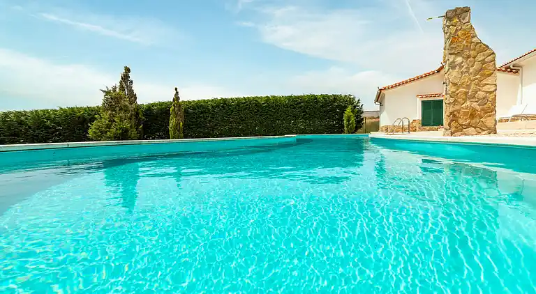 Villa Casa Branca - with Private Pool & Big Garden 