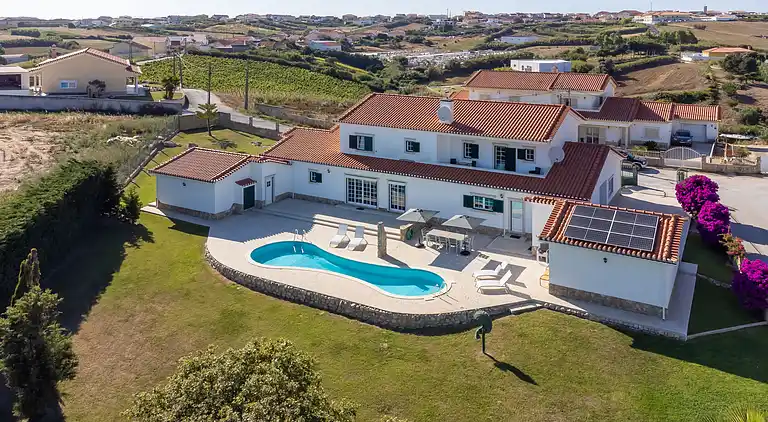 Villa Casa Branca - with Private Pool & Big Garden 