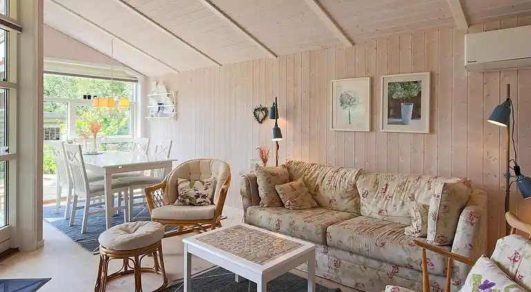 Holiday home in Føllenslev