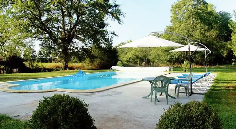 Holiday home in Availles-Limouzine