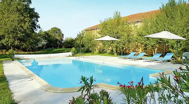 Holiday home in Availles-Limouzine