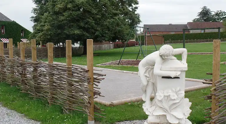 Farm house in Aublain