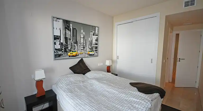 3 bed  w/private Jacuzzi &amp; 2 pools in beach town