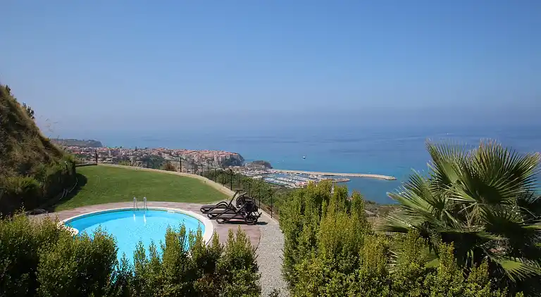 Apartment in Parghelia