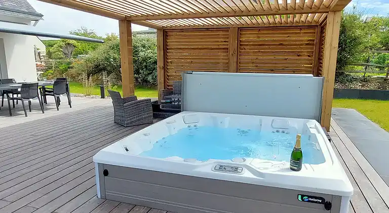 Holiday home in Brélès