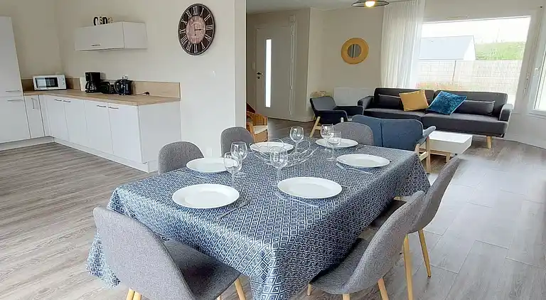 Holiday home in Brélès