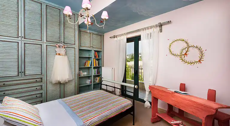 Luxury Villa Golden Crest with private swimming pool