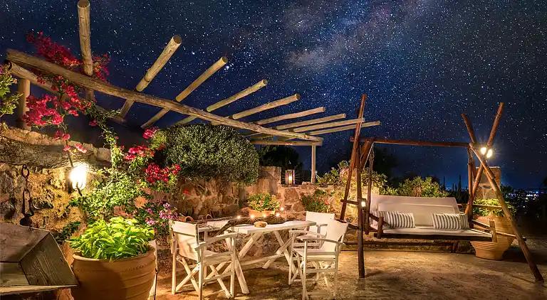 Luxury Villa Golden Crest with private swimming pool