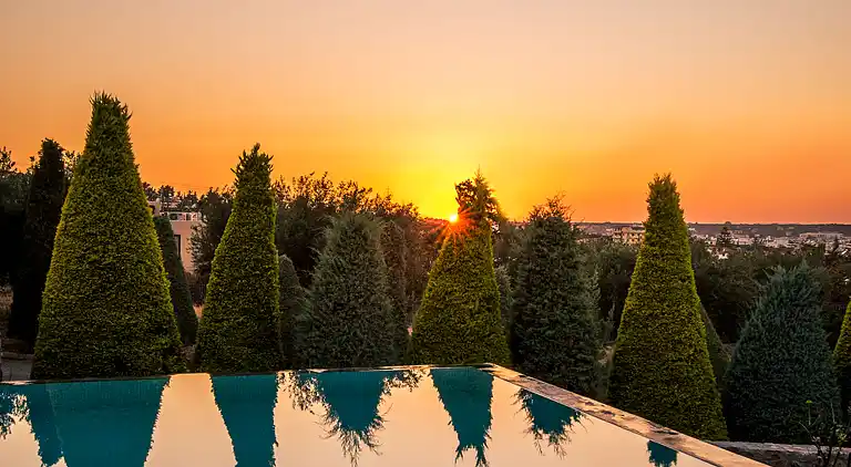 Luxury Villa Golden Crest with private swimming pool