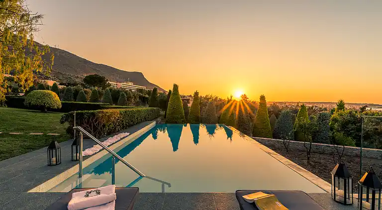 Luxury Villa Golden Crest with private swimming pool