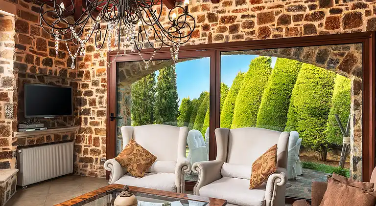 Luxury Villa Golden Crest with private swimming pool